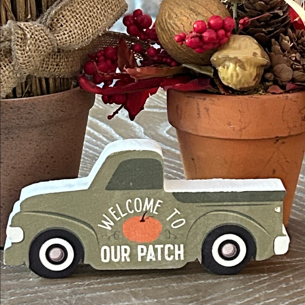 NEW! Fall Harvest Farmhouse Whitewashed Wood Vintage Farm Pick Up Pumpkin Truck